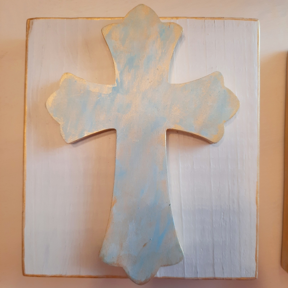 Elevated Marbled Cross On Wood Plank - Colors: Gold &  Turquoise - Home Accent